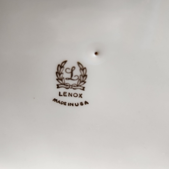 Lenox Centerpiece Mantel Bowl Porcelain 24K Gold Trim Ivory - Picture 8 of 9